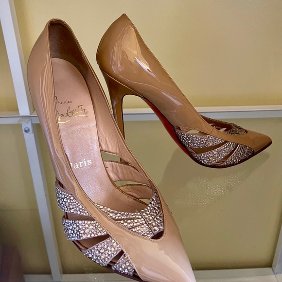 Christian Louboutin with Swarovski Crystals Nude Patent Leather Pumps - Picture 4 of 11
